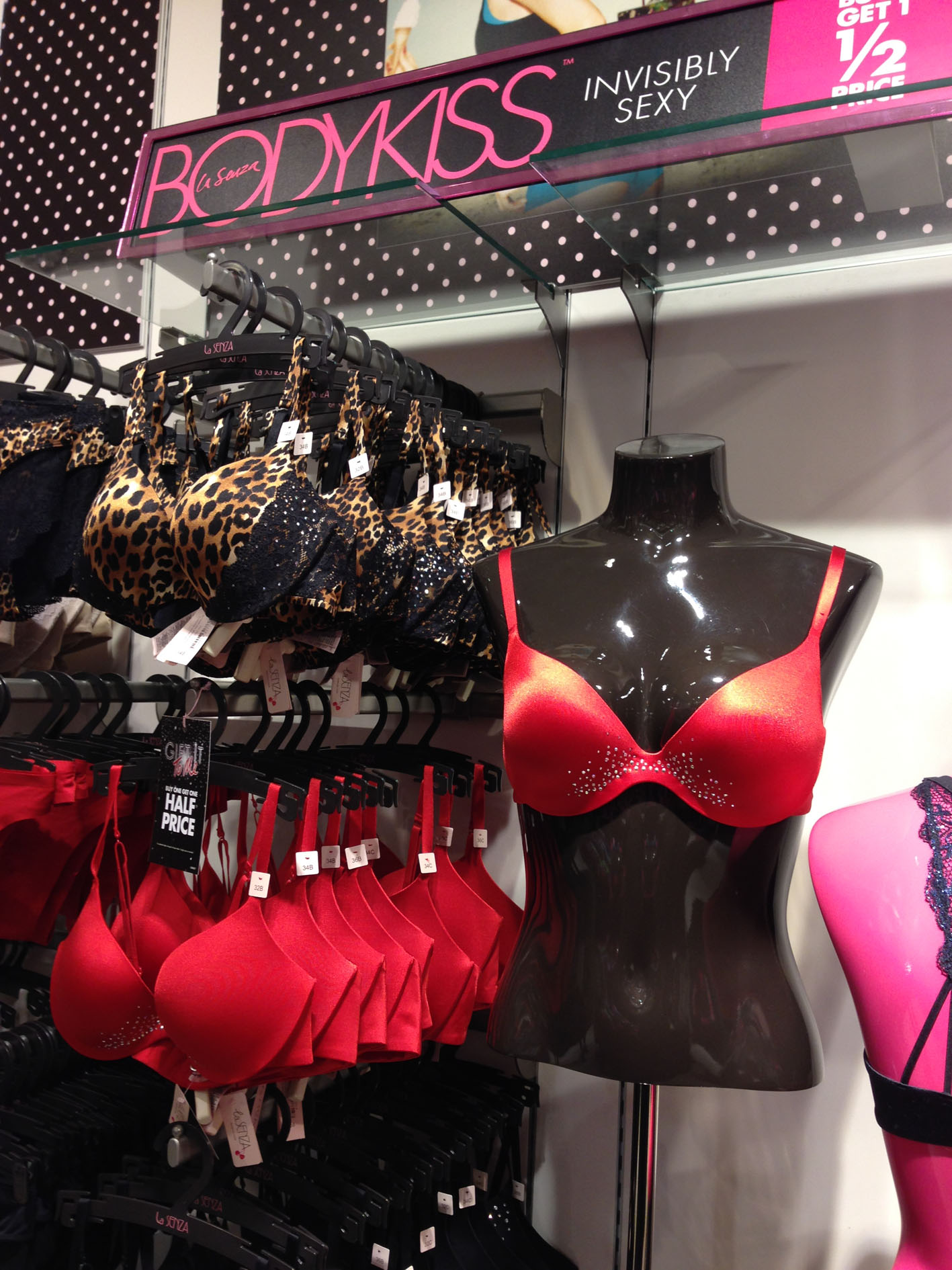 La Senza - Sexy in the front, party in the back.